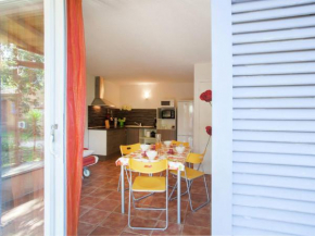  Boutique Holiday Home in Poggio Mezzana on the Beachside  Санта-Лучия-Ди-Мориани